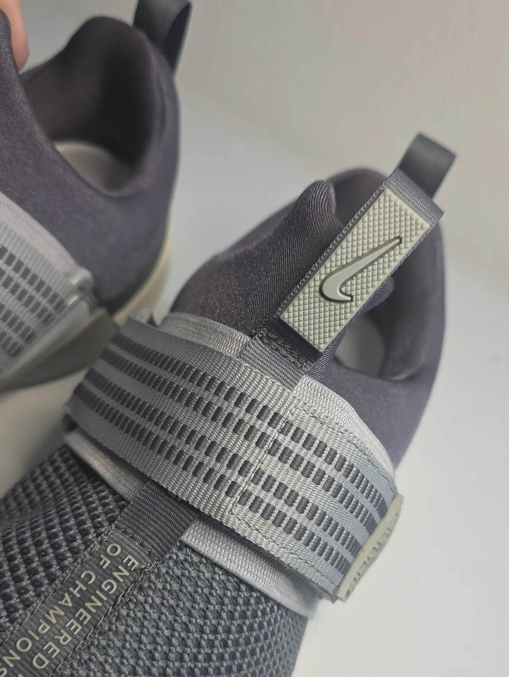 NIKE METCON SPORTS TRAINING SNEAKERS WOLF GRAY HOOK/LOOP MENS 12 VGUC